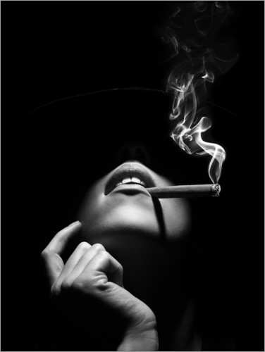 Póster Mujer fumando un cigarro