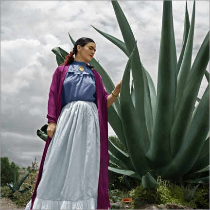 Póster  Frida Kahlo en el jardín